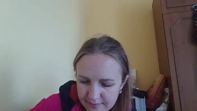 Snapshot of Milaniya261 chatting on July 12, 2026, 2:07 pm Milaniya261 online show from July 12, 2026, 2:07 pm