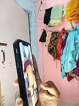 Snapshot of riyagupta5 chatting on September 12, 2025, 5:13 pm riyagupta5 online show from September 12, 2025, 5:13 pm