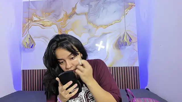 MelissaGilll online show from September 12, 2025, 7:35 pm