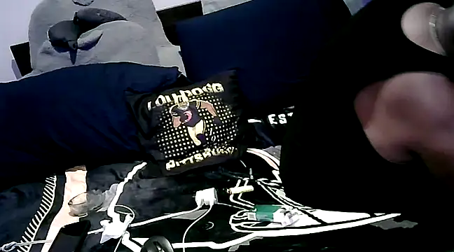 GOODCHOCOLATEDICK online show from December 16, 2024, 2:36 am