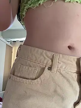 Morguisssz online show from February 20, 2026, 10:28 am