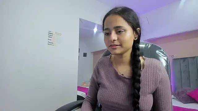 Giselle Roldan online show from February 13, 2026, 7:47 pm