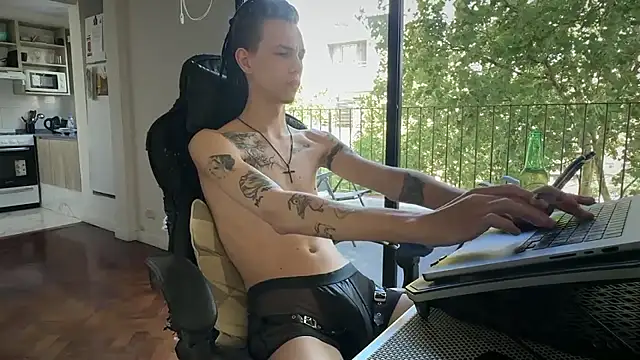 Den BlueXx online show from February 22, 2026, 7:26 pm