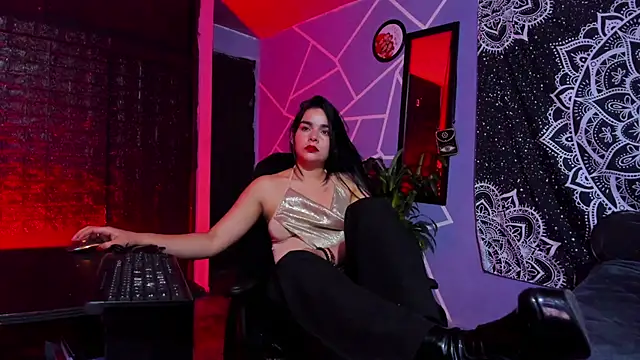 Snapshot of thakytona chatting on May 24, 2026, 6:08 pm thakytona online show from May 24, 2026, 6:08 pm