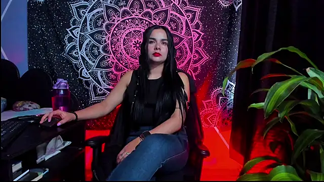 Snapshot of thakytona chatting on March 26, 2026, 9:24 pm thakytona online show from March 26, 2026, 9:24 pm