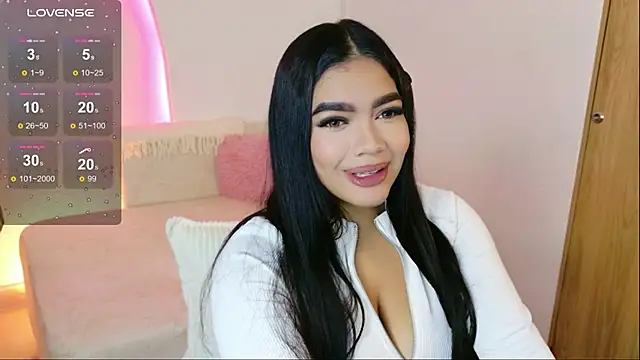 Snapshot of AllissonJames chatting on May 9, 2026, 12:08 pm AllissonJames online show from May 9, 2026, 12:08 pm