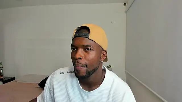 Dylan Taylor online show from March 3, 2025, 3:27 am