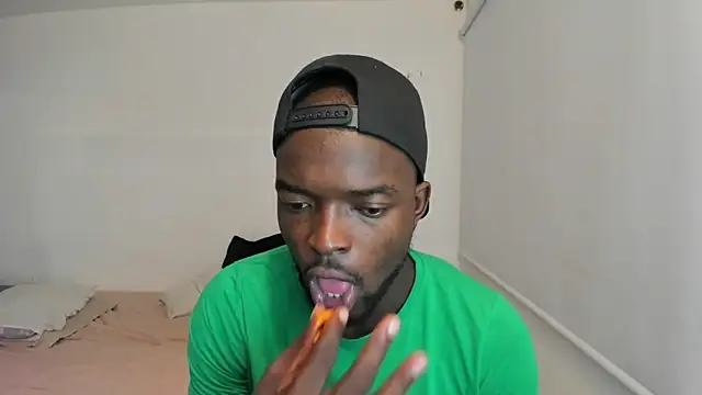 Dylan Taylor online show from February 28, 2025, 7:48 am