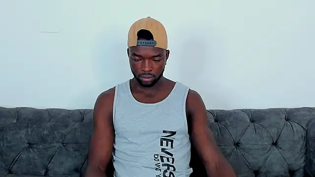 Dylan Taylor online show from October 28, 2025, 4:13 am