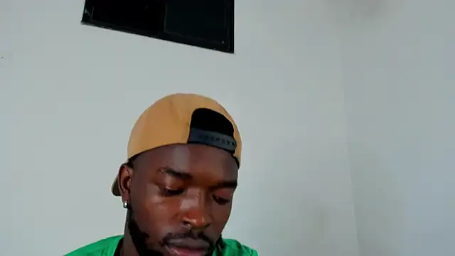 Dylan Taylor online show from October 22, 2025, 4:34 am