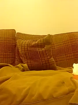 irishballs32 online show from December 4, 2024, 8:45 pm