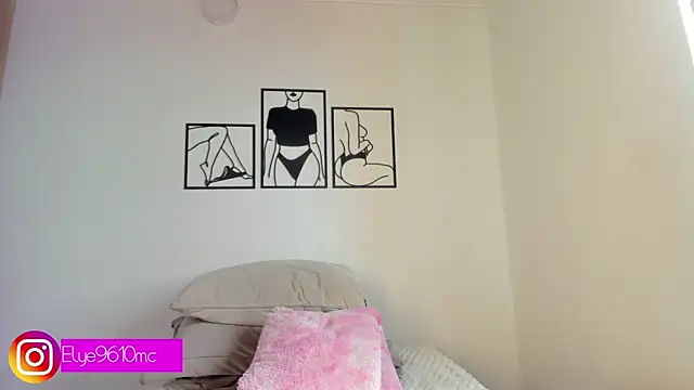Snapshot of ellie_mcdonald chatting on July 15, 2026, 9:55 pm ellie mcdonald online show from July 15, 2026, 9:55 pm