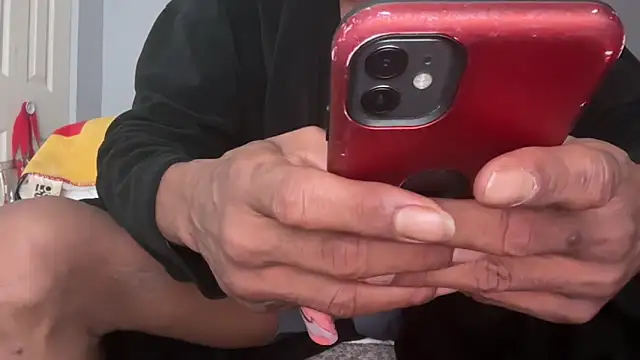 skarfosbabes69 online show from November 6, 2025, 12:20 pm