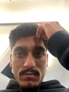 Snapshot of latin_bbc chatting on November 4, 2025, 5:55 am latin bbc online show from November 4, 2025, 5:55 am