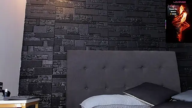 bruno miller  online show from October 10, 2025, 10:21 pm