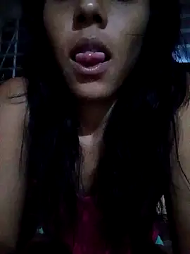 Snapshot of Sharlotte-HOT1 chatting on December 20, 2024, 5:14 am Sharlotte-HOT1 online show from December 20, 2024, 5:14 am