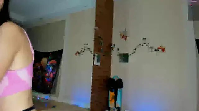 sweed angel online show from March 6, 2025, 5:03 am