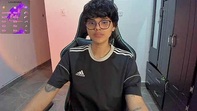 Snapshot of gooddess_isis chatting on January 16, 2025, 5:11 am gooddess isis online show from January 16, 2025, 5:11 am