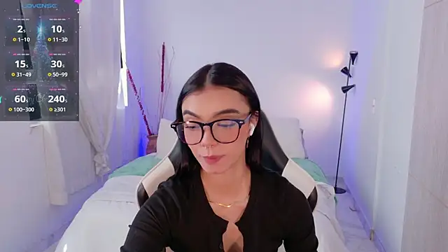 AnabelWolf online show from January 7, 2026, 3:17 pm