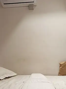 Tamil Shalini Lustyy online show from March 15, 2025, 3:48 pm