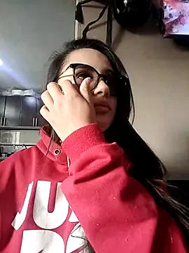 Victoria Ponce1 online show from October 15, 2025, 5:32 pm