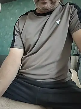 samee00721 online show from January 11, 2026, 5:36 am