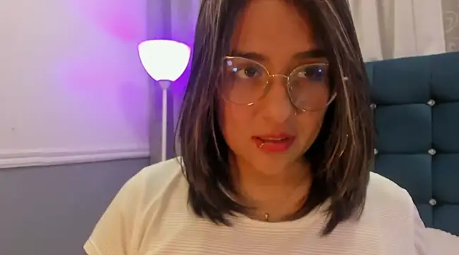 Pandoracherry online show from March 10, 2025, 9:12 am