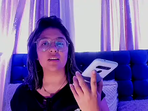 Pandoracherry online show from January 15, 2025, 3:29 pm