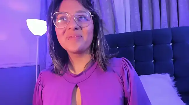 Pandoracherry online show from February 5, 2025, 6:45 am