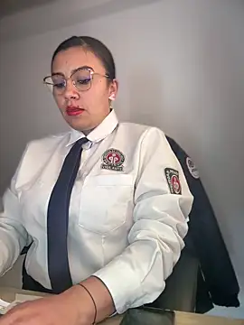 LIZ-06  online show from September 24, 2025, 2:01 pm