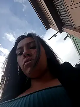 LIZ-06  online show from March 21, 2025, 9:45 pm