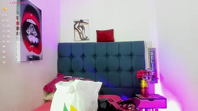 Hellen starx online show from November 11, 2025, 1:28 pm