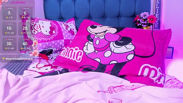 Hellen starx online show from October 16, 2025, 9:06 am