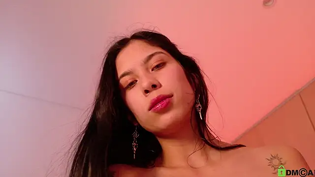 lia  Suummer online show from March 10, 2025, 7:40 pm