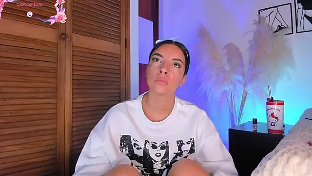 777AylinZ online show from October 1, 2025, 11:03 am