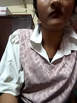 BabySlimmy10 online show from March 17, 2025, 10:51 pm