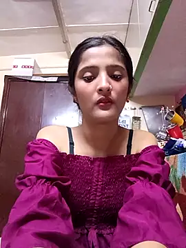 BabySlimmy10 online show from September 10, 2025, 7:35 pm