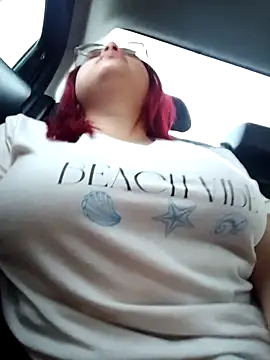 CURVY-HORNY online show from September 30, 2025, 10:27 pm