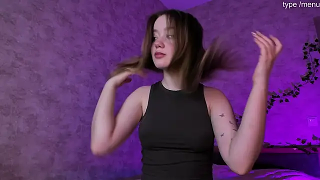 cutiemia0 online show from March 11, 2025, 1:45 pm