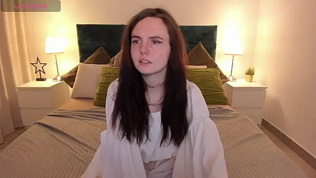 AmA lia  online show from February 7, 2025, 8:22 am