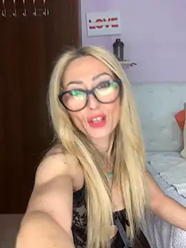 harleyejoker1 online show from October 26, 2025, 9:53 am