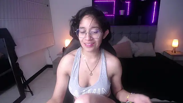 Snapshot of Lili_Gomez_ chatting on March 15, 2025, 2:55 pm Lili Gomez online show from March 15, 2025, 2:55 pm