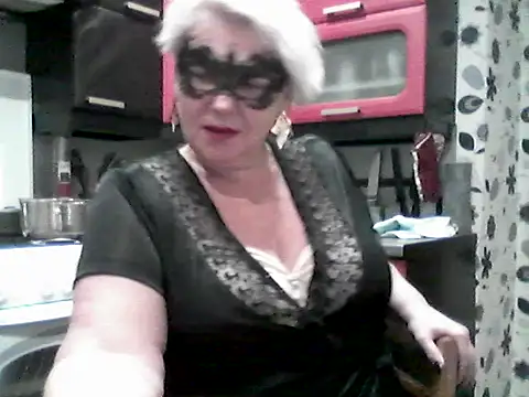 Snapshot of Lisa_Suzie chatting on March 2, 2026, 4:58 pm Lisa Suzie online show from March 2, 2026, 4:58 pm