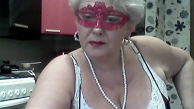 Snapshot of Lisa_Suzie chatting on October 11, 2025, 6:47 am Lisa Suzie online show from October 11, 2025, 6:47 am