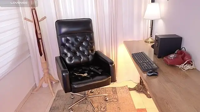 Snapshot of Pamela_Johnsonn chatting on April 18, 2026, 7:58 pm Pamela Johnsonn online show from April 18, 2026, 7:58 pm