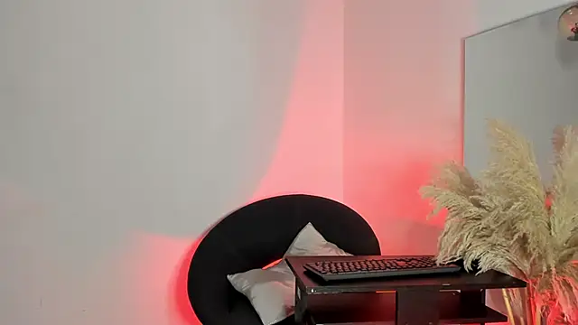 Iiam danii online show from December 27, 2024, 1:07 pm