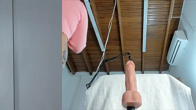 Snapshot of Lucy_carter_ chatting on September 9, 2025, 4:27 pm Lucy carter online show from September 9, 2025, 4:27 pm