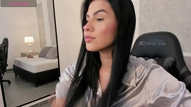 Snapshot of stephanya_ chatting on May 27, 2026, 7:43 pm stephanya online show from May 27, 2026, 7:43 pm