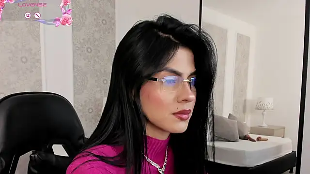 Snapshot of stephanya_ chatting on May 14, 2026, 7:44 pm stephanya online show from May 14, 2026, 7:44 pm
