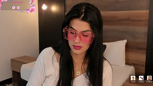 Snapshot of stephanya_ chatting on April 23, 2026, 7:59 pm stephanya online show from April 23, 2026, 7:59 pm
